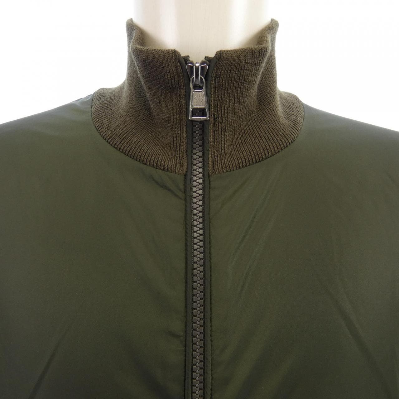 モンクレール MONCLER 20919404200 ブルゾン