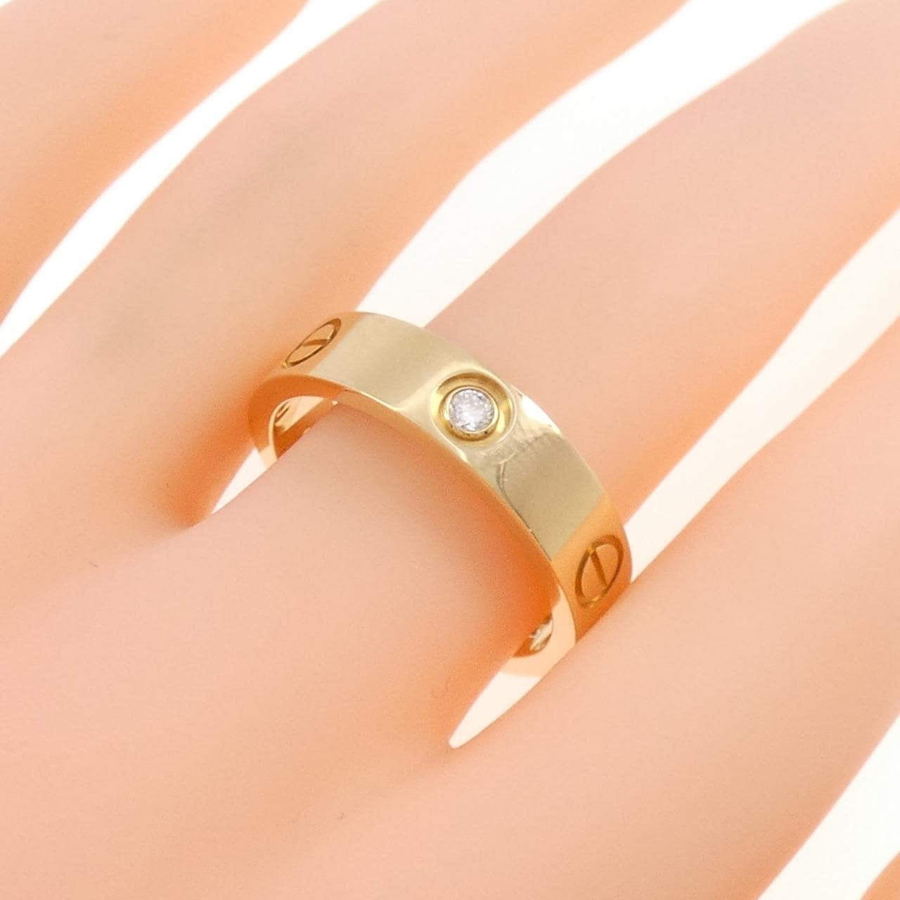 カルティエ ラブ ハーフダイヤ リング