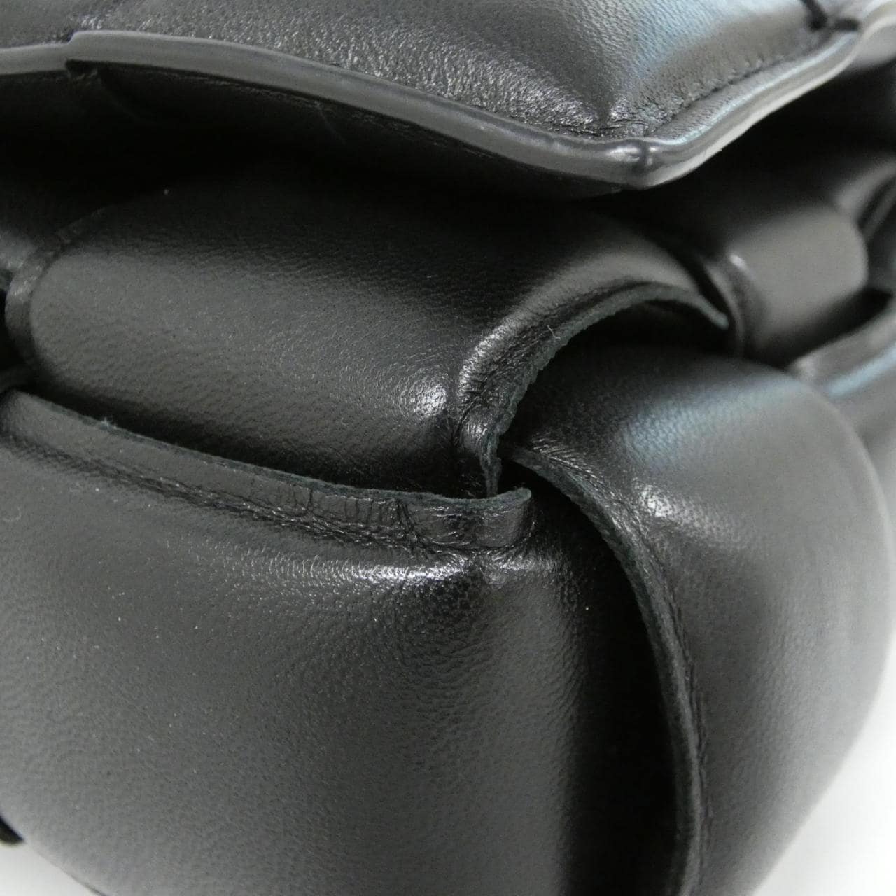 ボッテガヴェネタ 591970 VCQR1 ショルダーバッグ