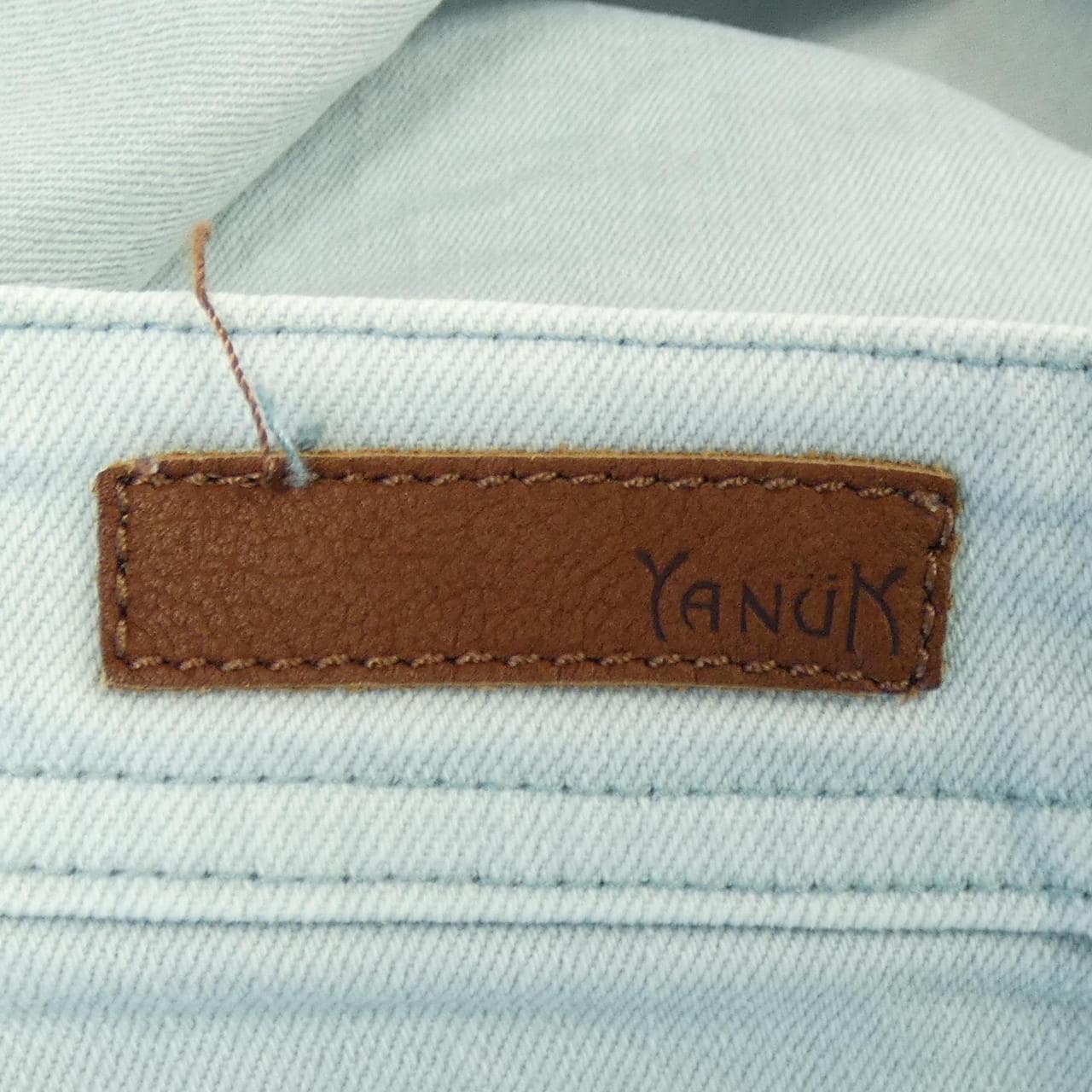 ヤヌーク YANUK ジーンズ