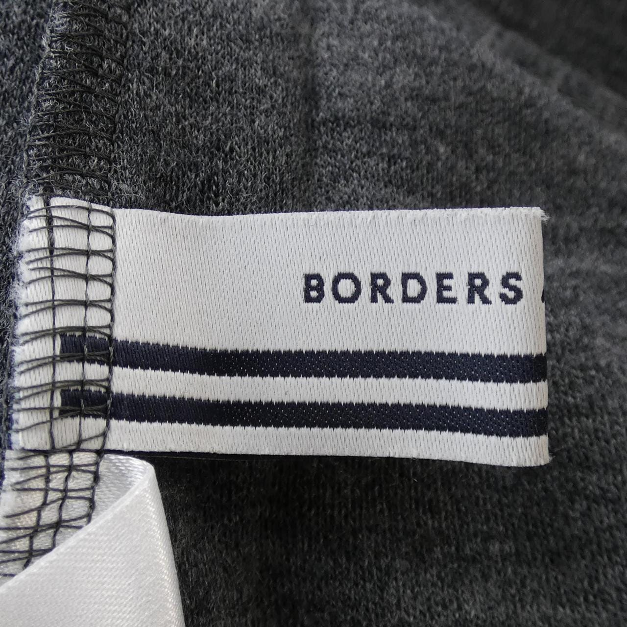 條紋舒適陽臺BORDERS at BALCONY上衣