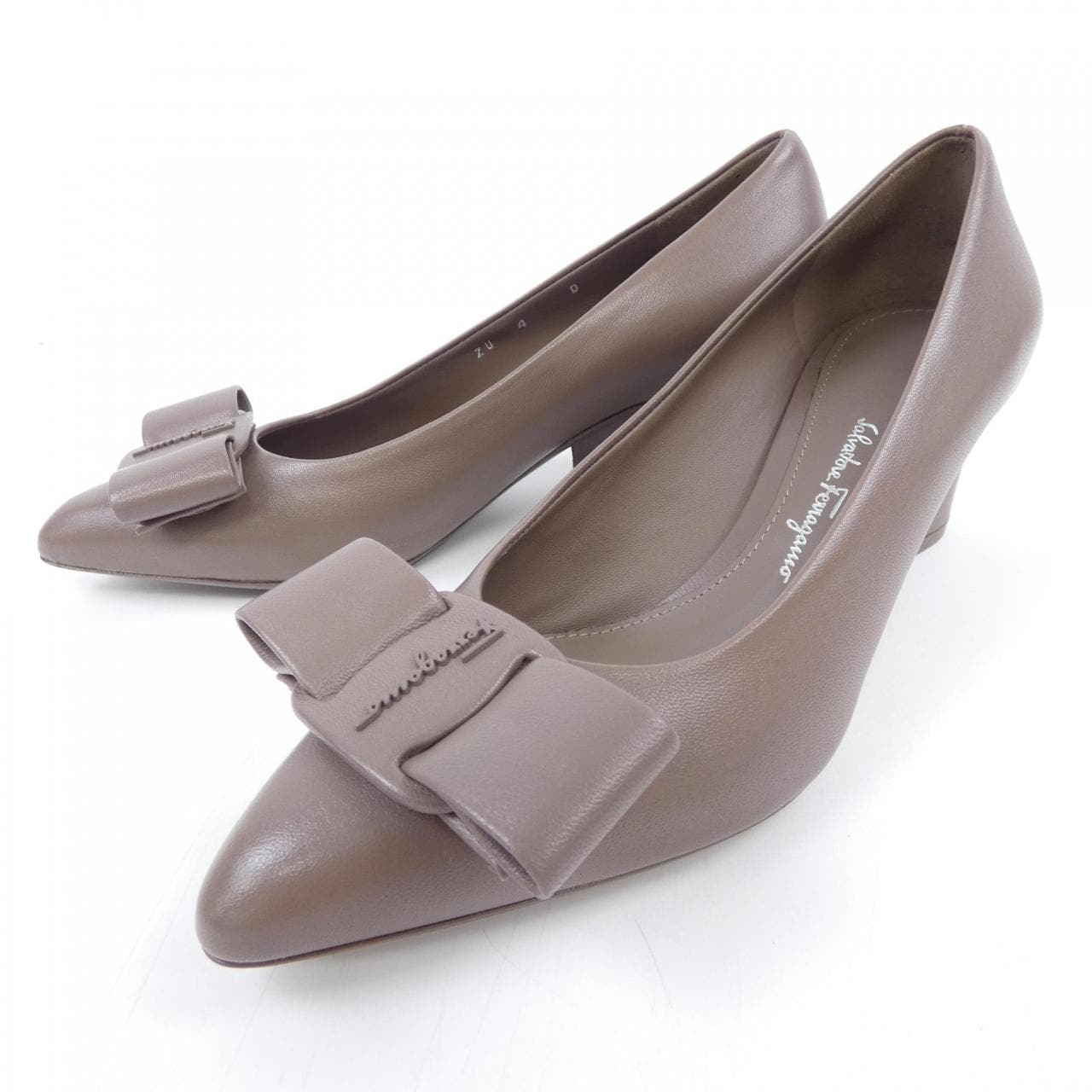 サルヴァトーレフェラガモ SALVATORE FERRAGAMO パンプス