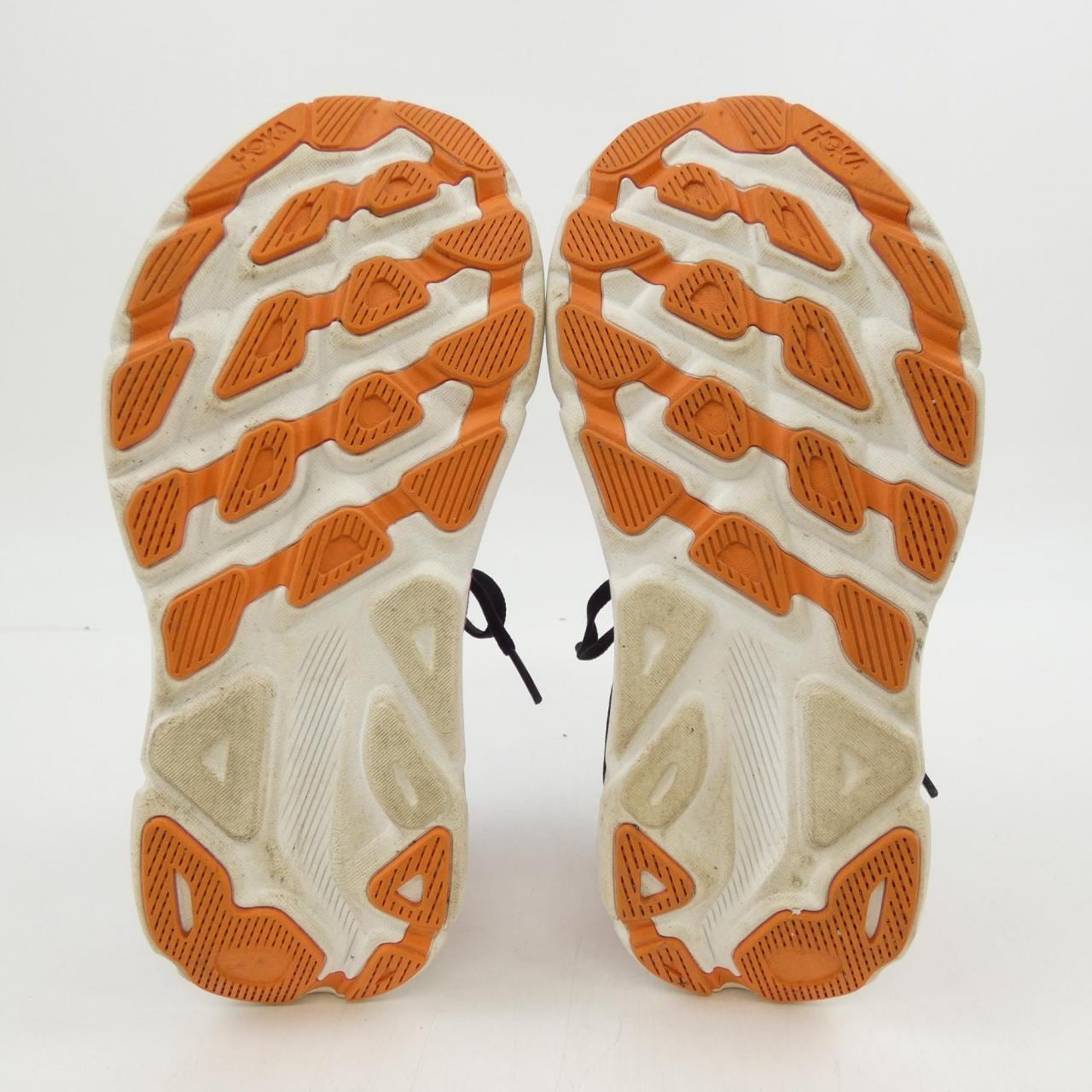 ホカオネオネ HOKA ONE ONE スニーカー