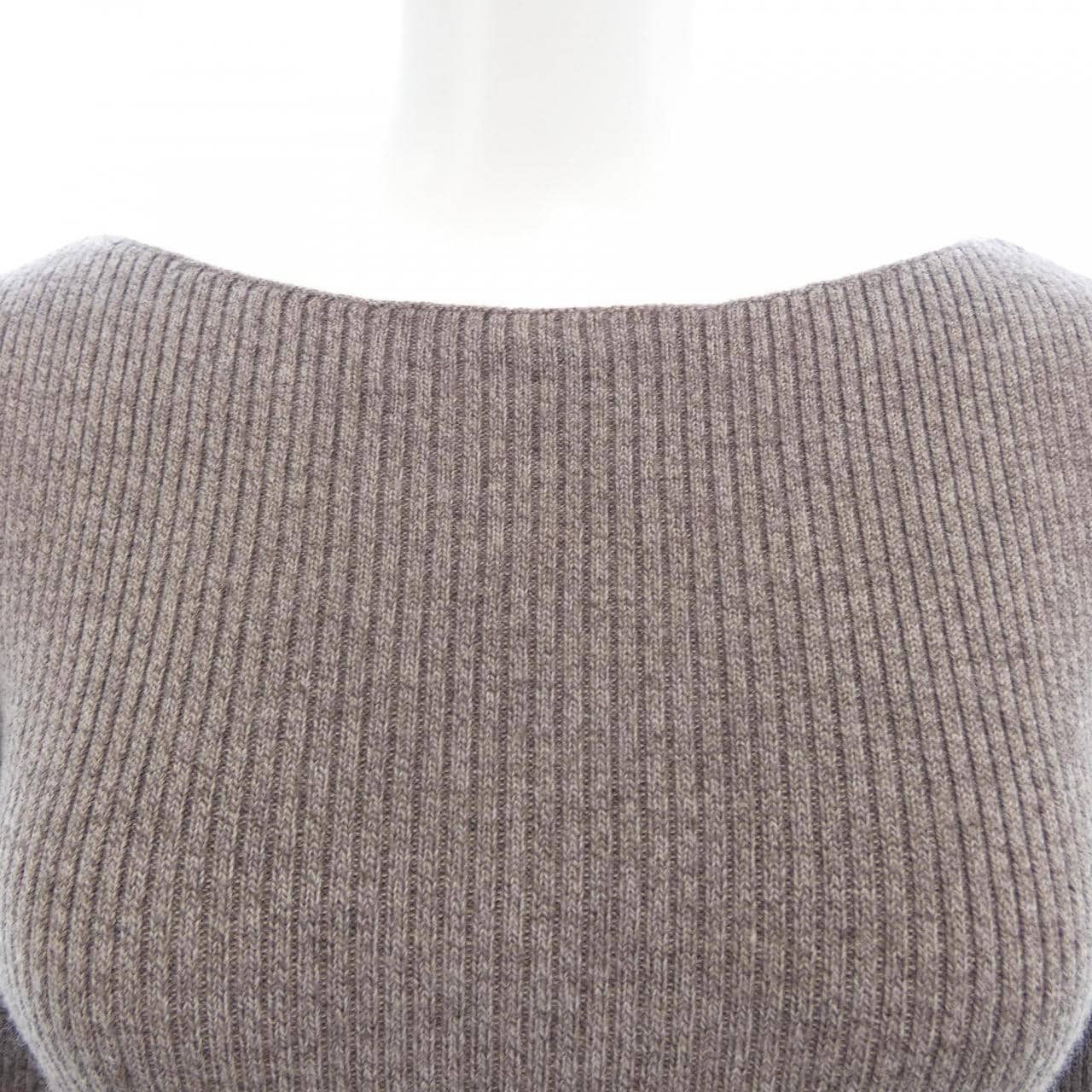 デミリー DEMYLEE ニット