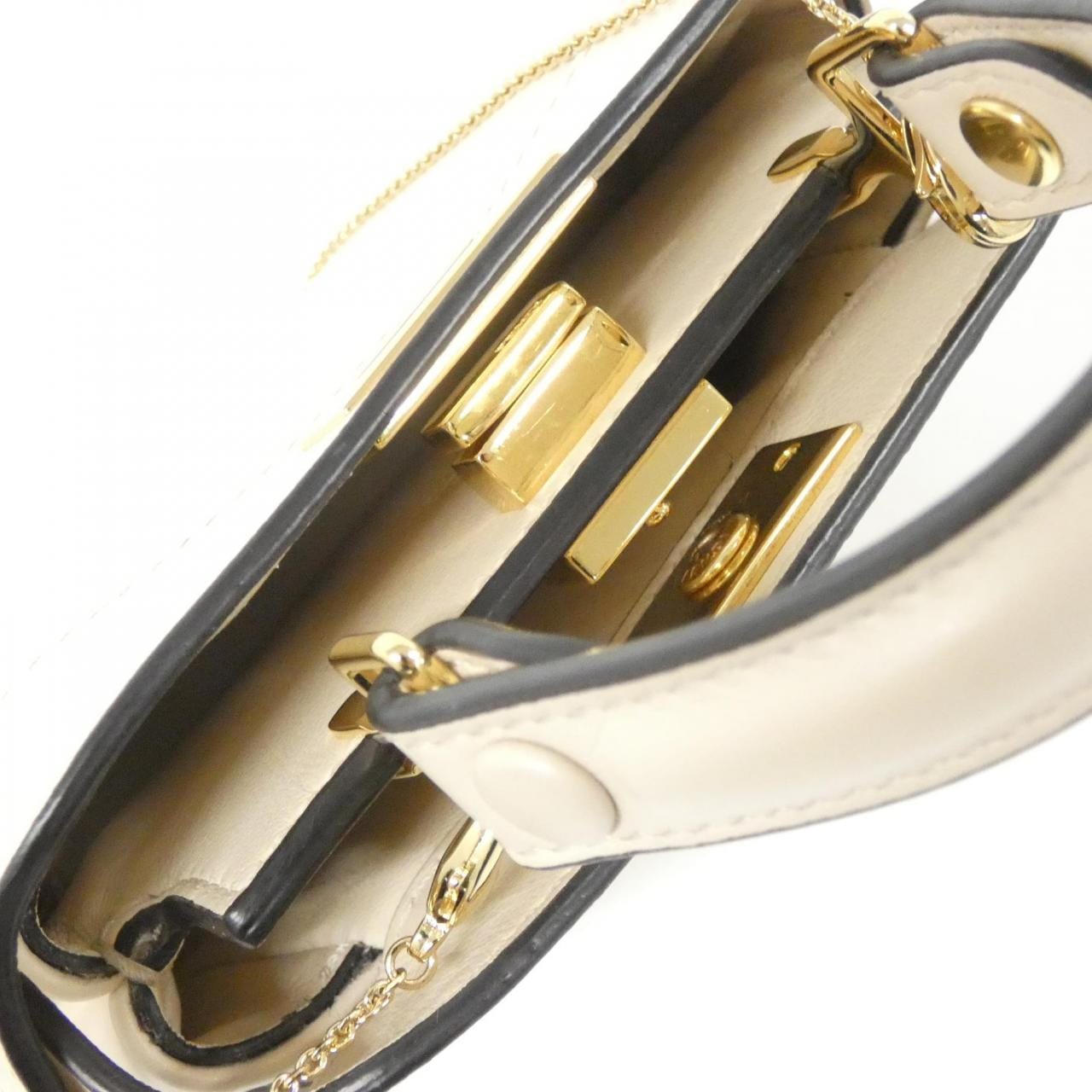 フェンディ ナノ ピーカブー 7AS294 ABVE バッグ