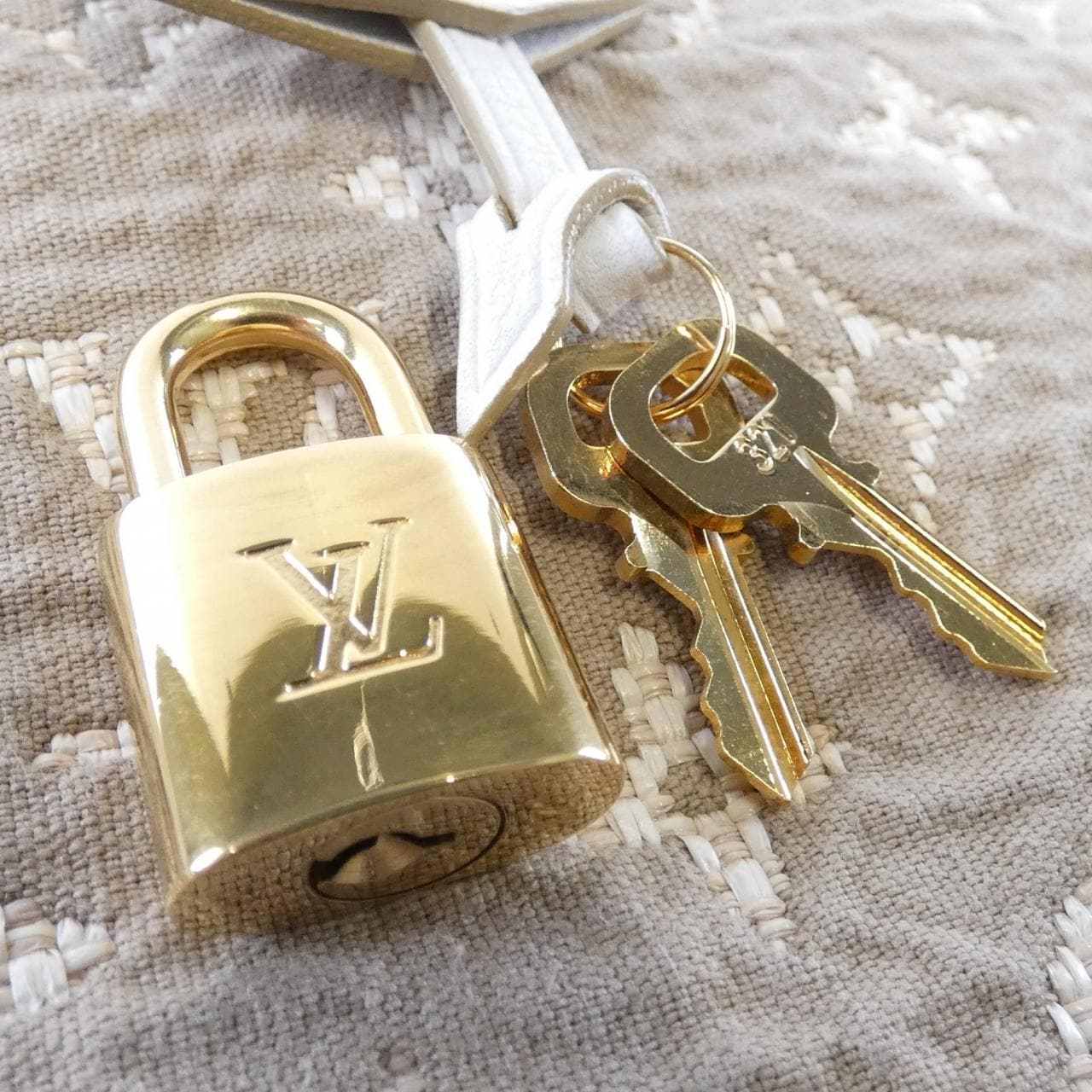 ルイヴィトン モノグラム サビア カバ GM M93793 バッグ