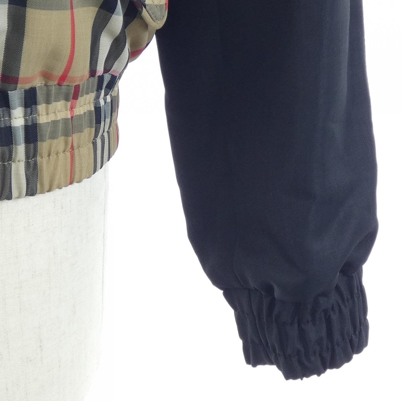 バーバリー BURBERRY 8011533 ブルゾン