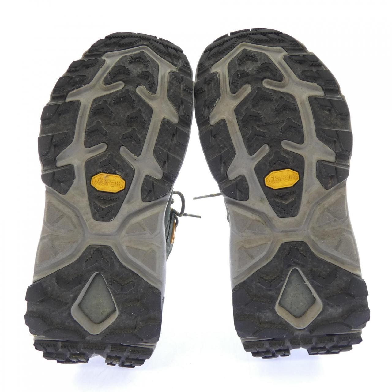 ホカオネオネ HOKA ONE ONE KAHA2 LOW スニーカー