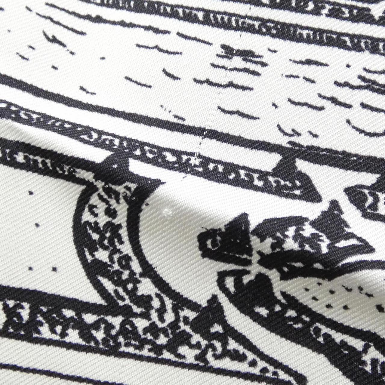 セリーヌ スカーフ