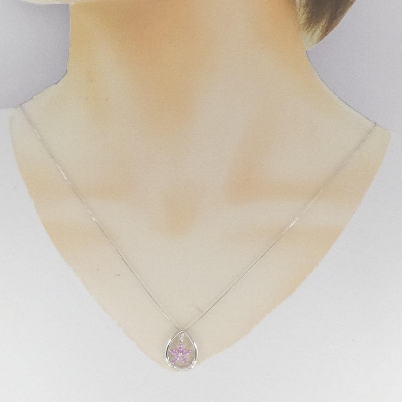 K18WG フラワー サファイヤ ネックレス 0.50CT