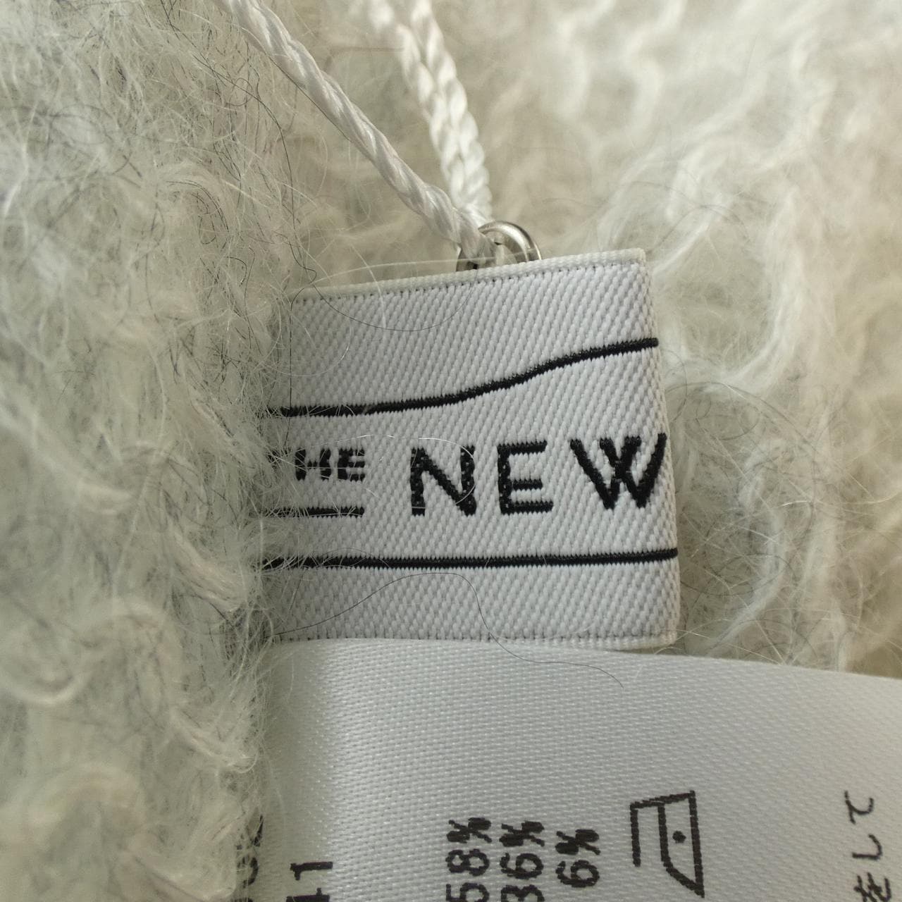ザニューハウス THE NEWHOUSE ニット