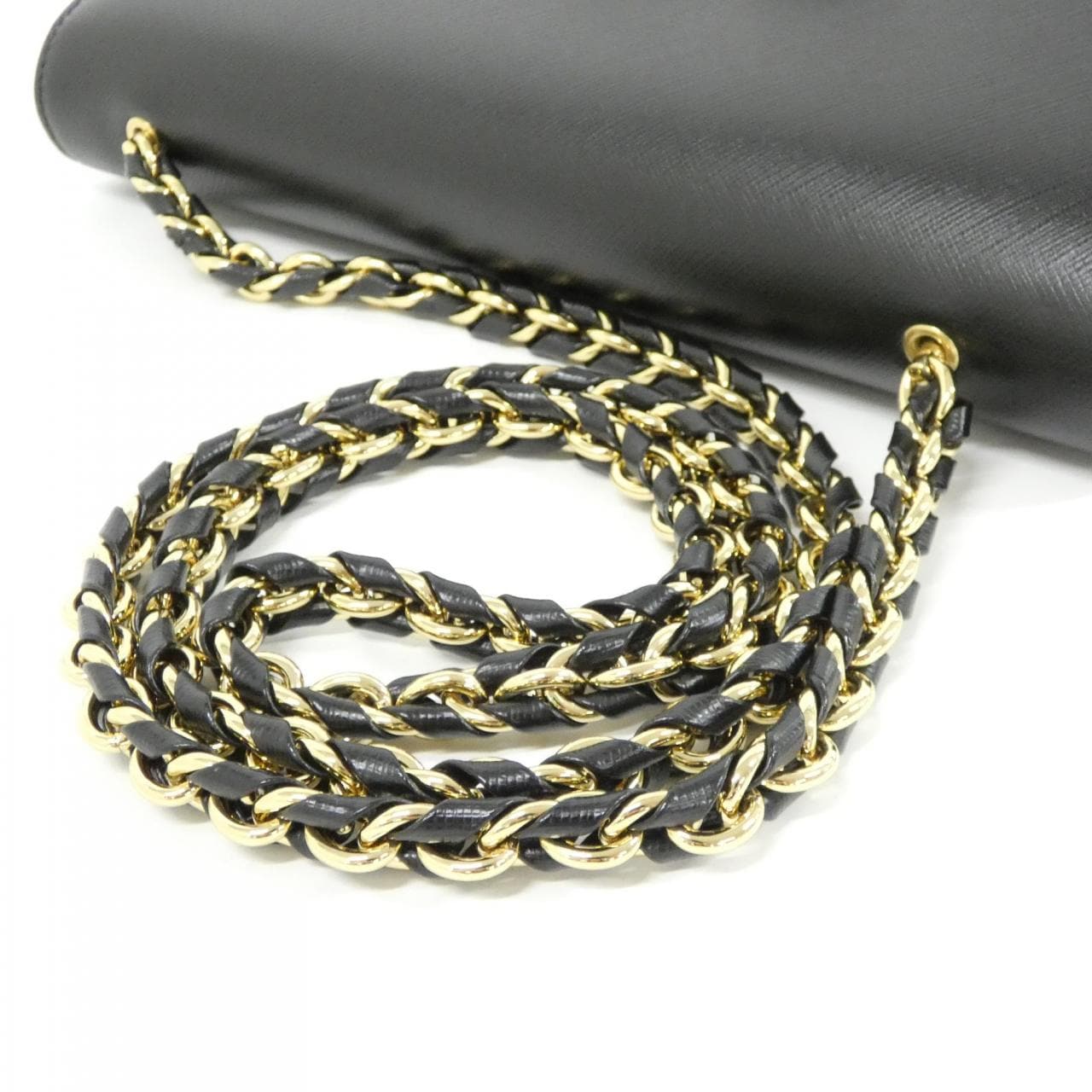 サルヴァトーレフェラガモ GINNY 21 E480 ショルダーバッグ