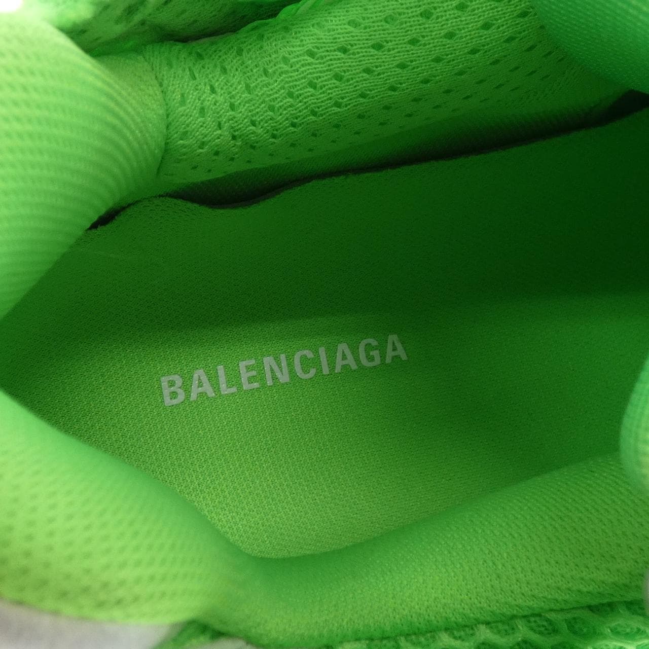 バレンシアガ BALENCIAGA ランナー RUNNER 677403 W3RBM スニーカー