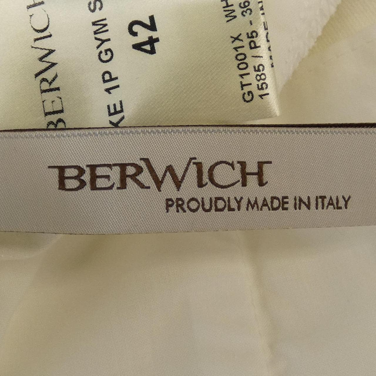 ベルウィッチ BERWICH ショートパンツ