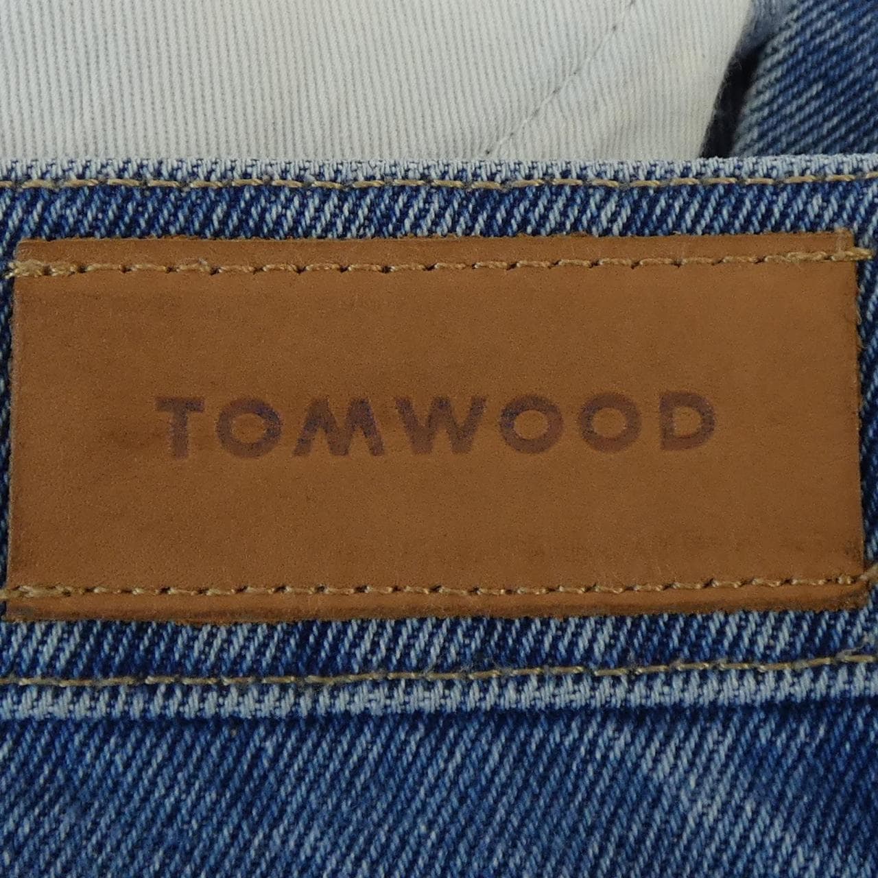 トムウッド TOMWOOD STING ジーンズ