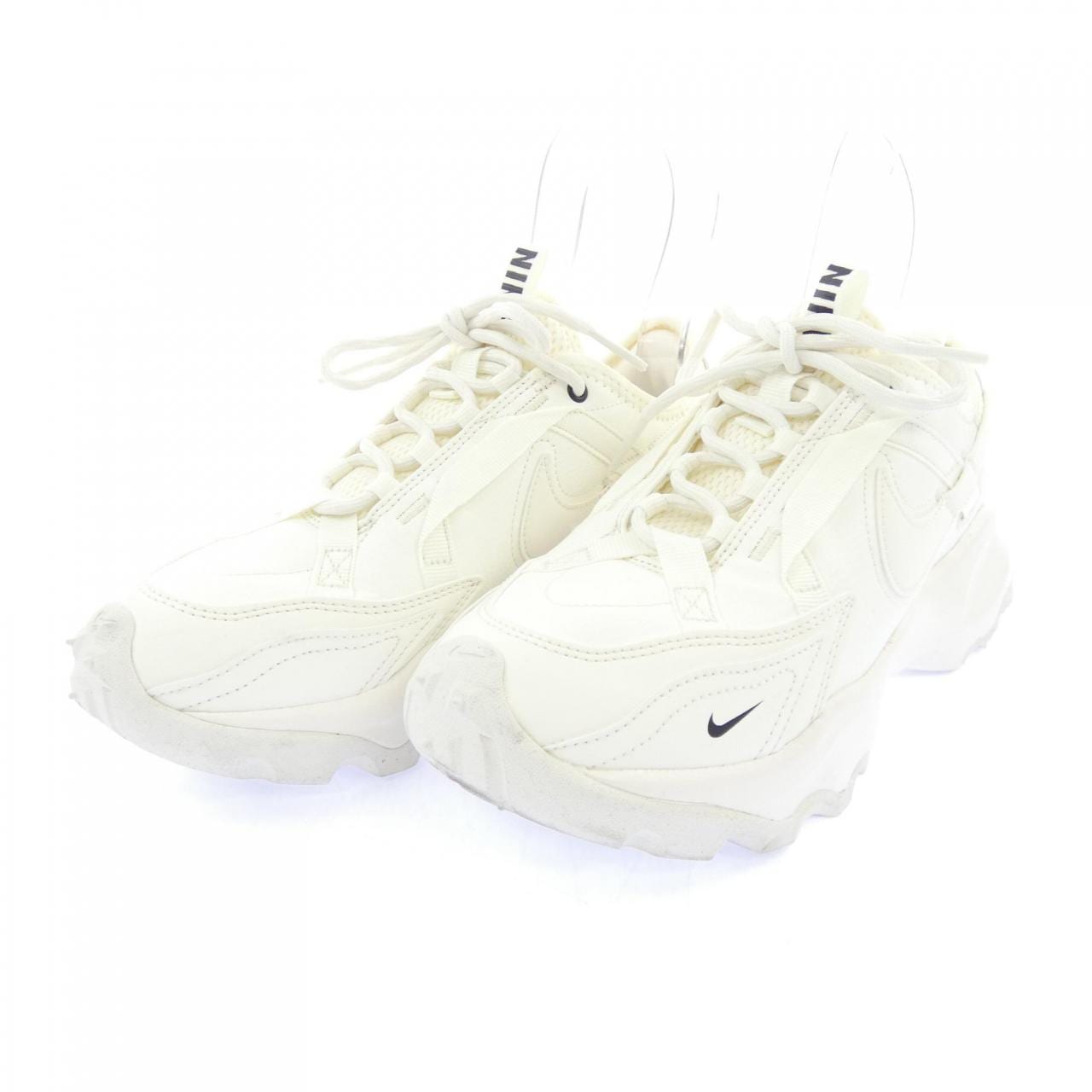 ナイキ NIKE DD9682-100 スニーカー