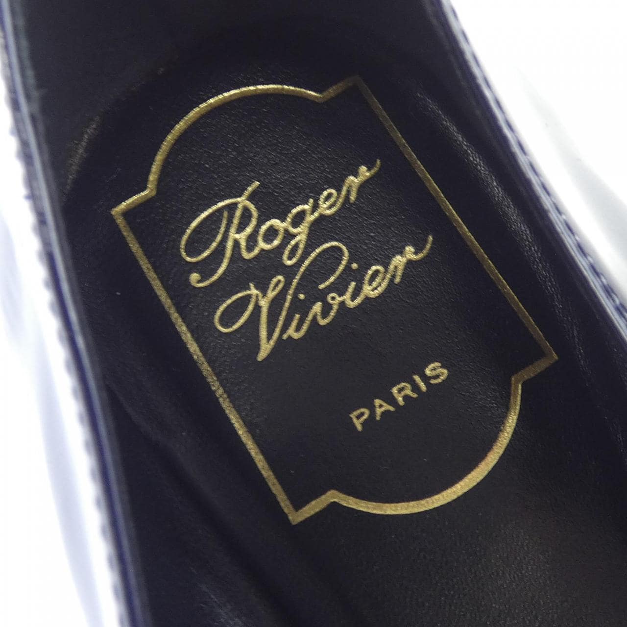 ロジェヴィヴィエ ROGER VIVIER フラットシューズ