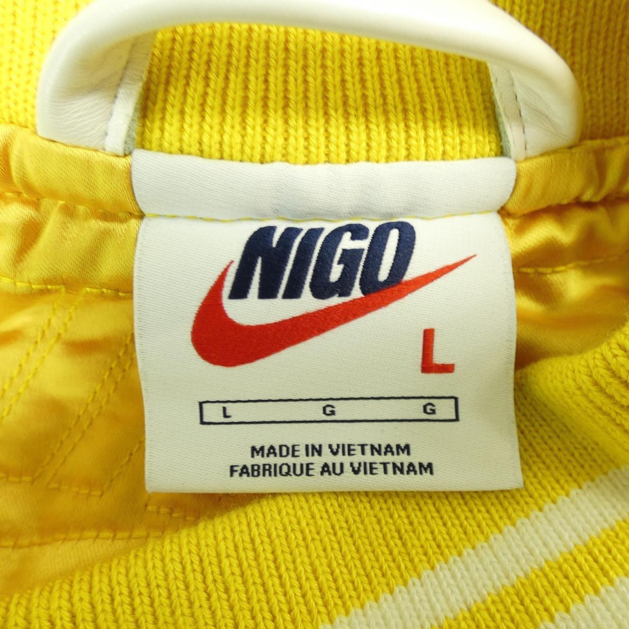 ナイキ NIKE スタジャン