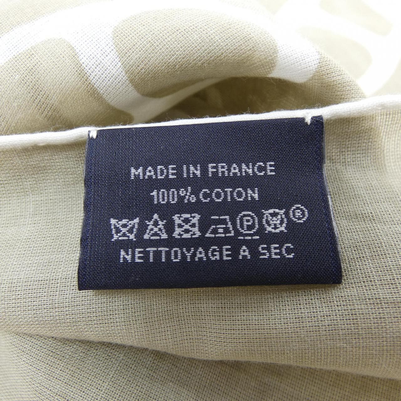 エルメス HERMES ナウサ メガロ H393837T STOLE