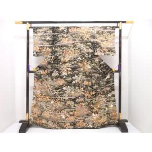 訪問着　友禅金彩加工　刺繍入り