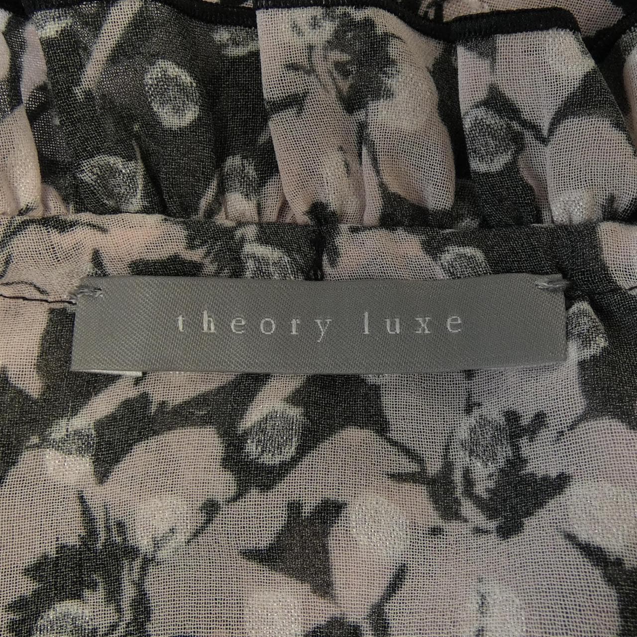 セオリーリュクス Theory luxe 03-4208217 トップス