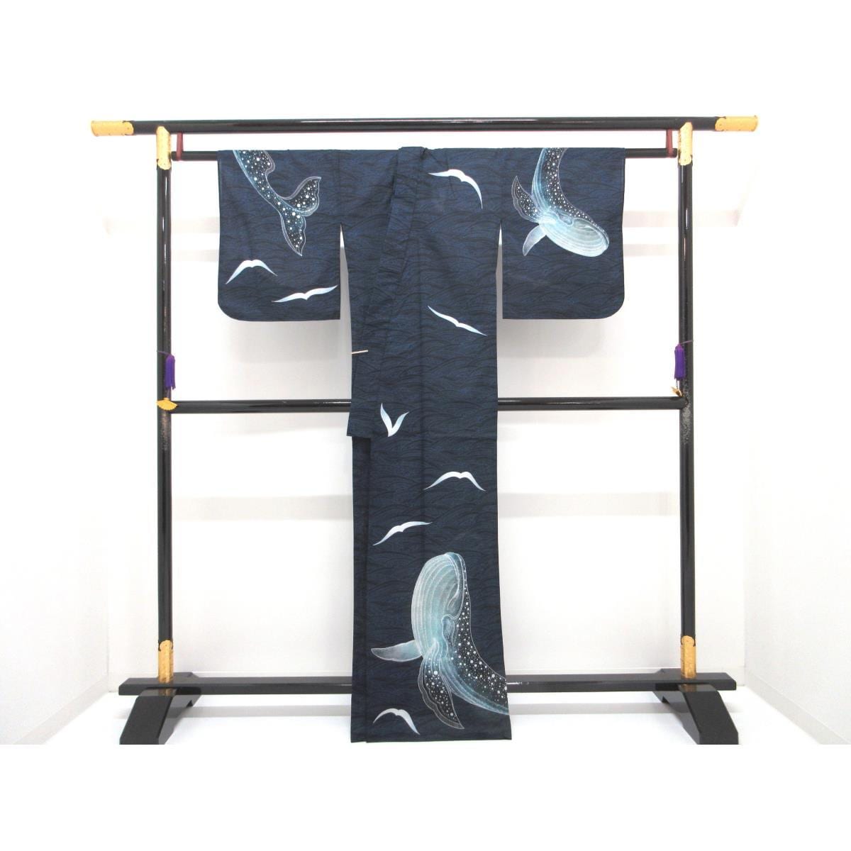 【新品】女ゆかた　くじら　Ｆサイズ