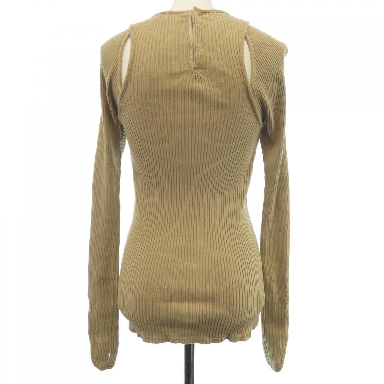 ボウタイ BOW TIE トップス