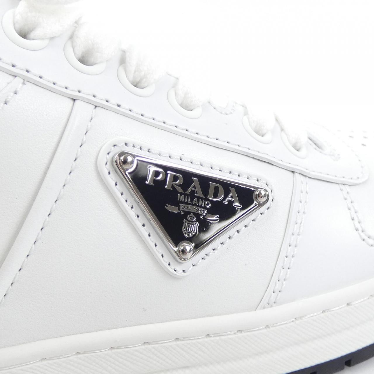 プラダ PRADA スニーカー