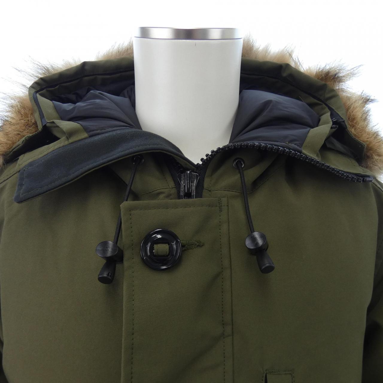 加拿大鵝CANADA GOOSE羽絨服