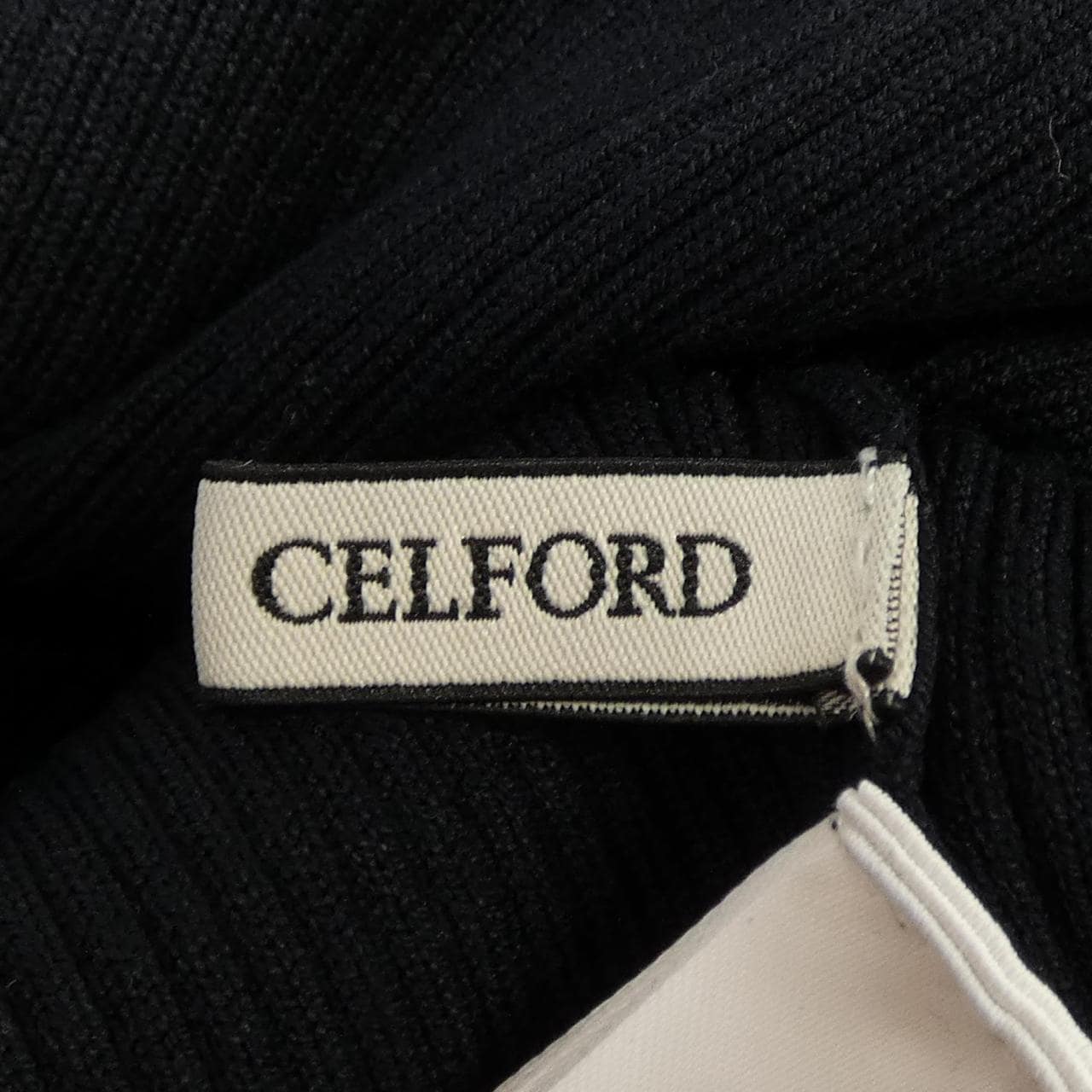 セルフォード CELFORD トップス