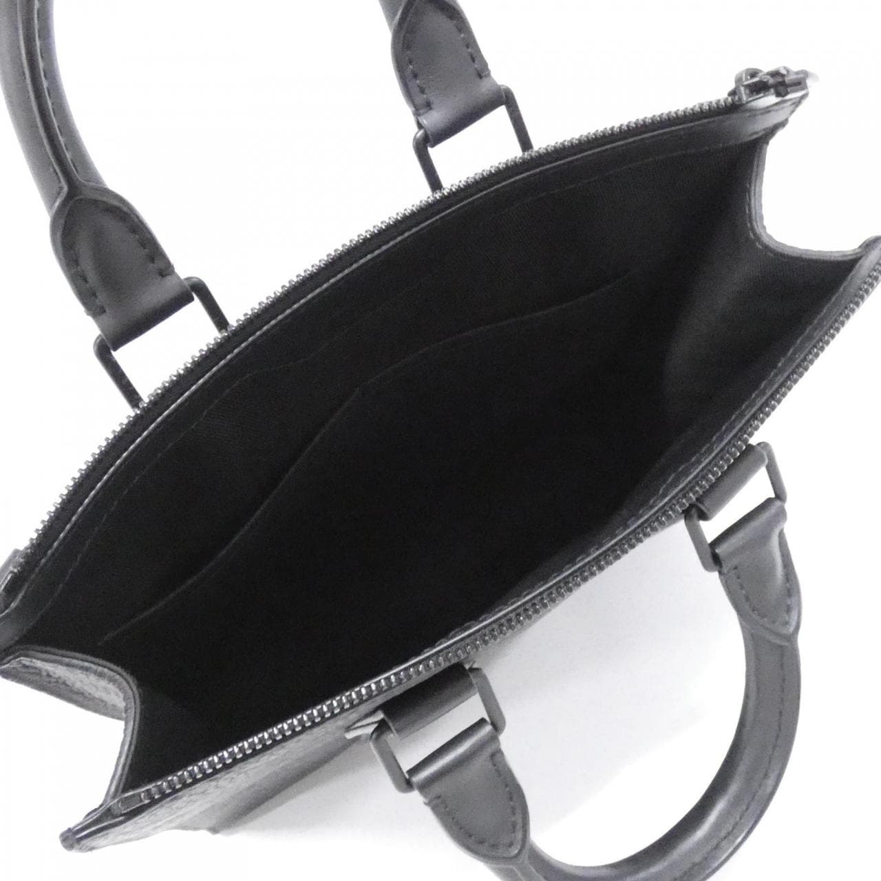 ルイヴィトン トリヨン モノグラム サック プラ クロス M21884 バッグ