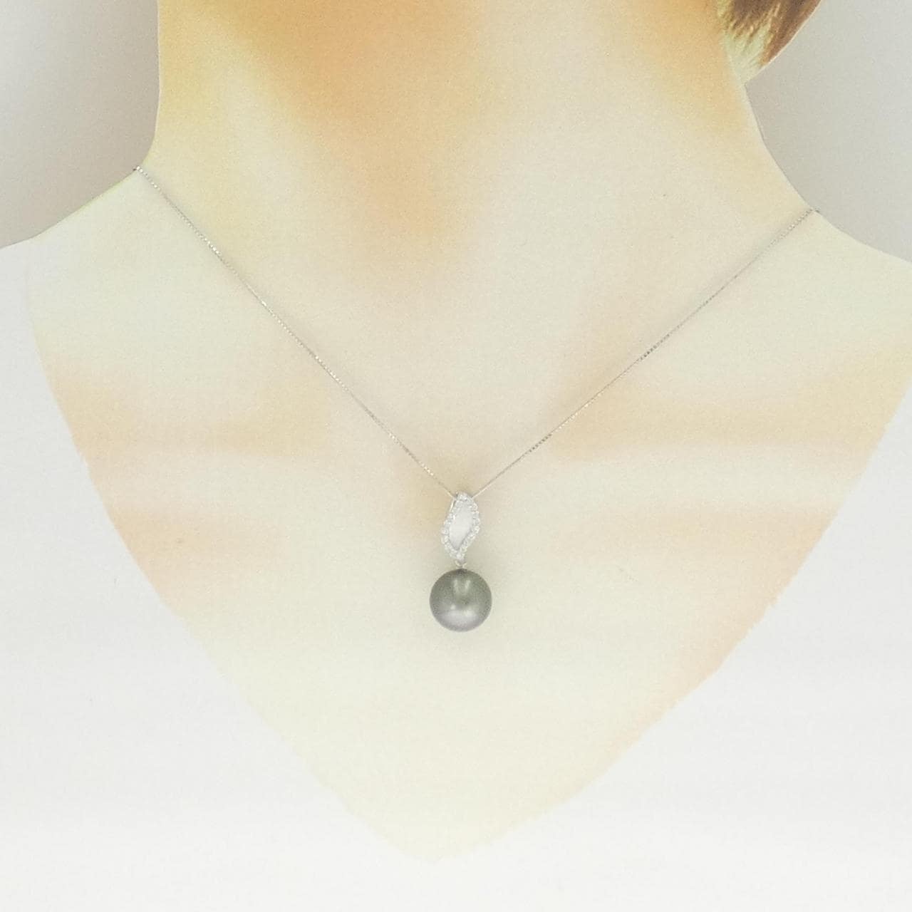 K18WG 黒蝶パール ネックレス 11.1mm