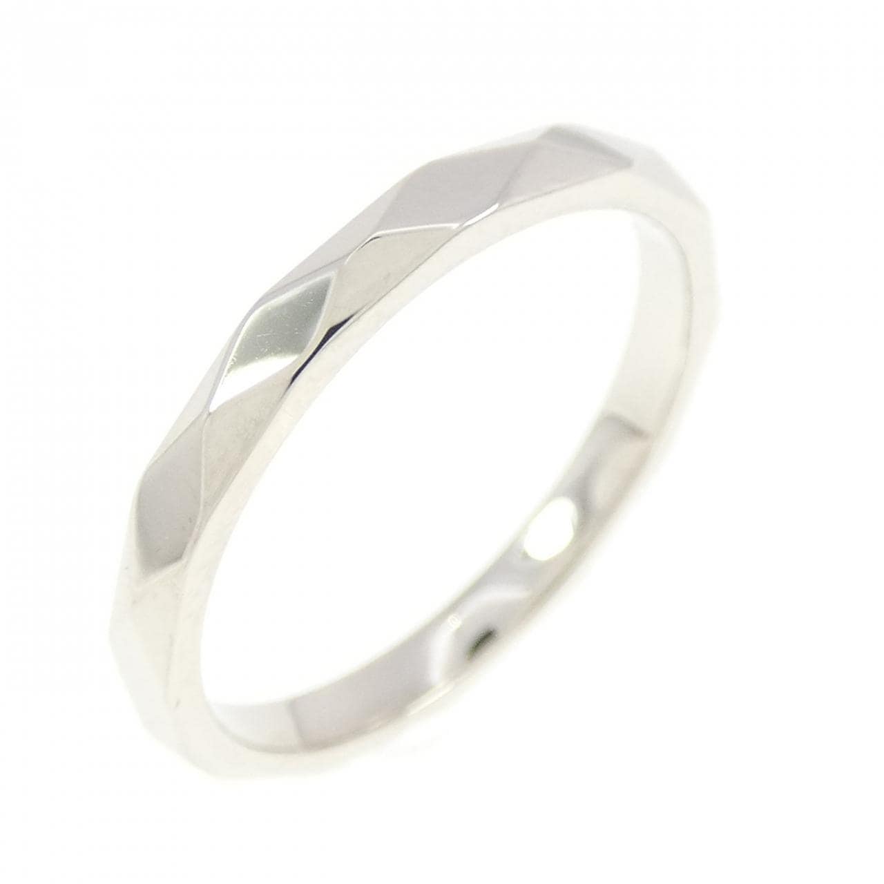 Boucheron facet small ring
