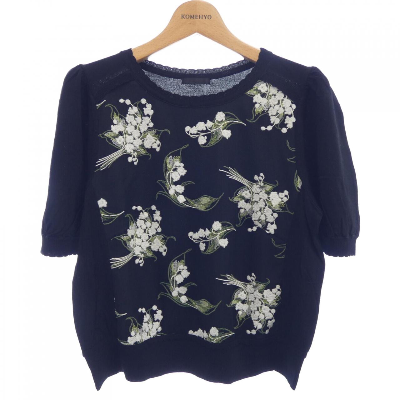 トゥービーシック TO BE CHIC トップス