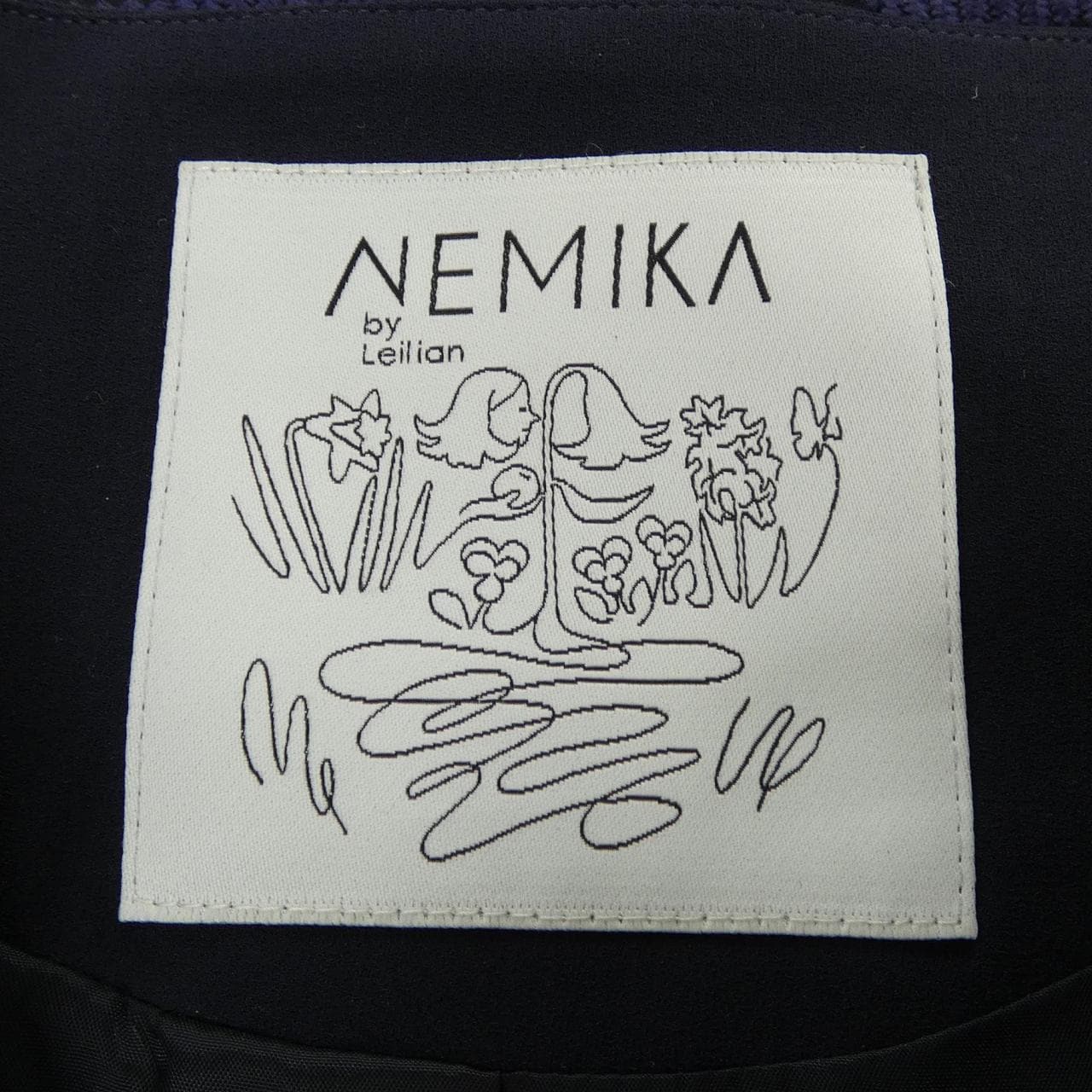 ネミカバイレリアン NEMIKA BY LEILIAN ジャケット