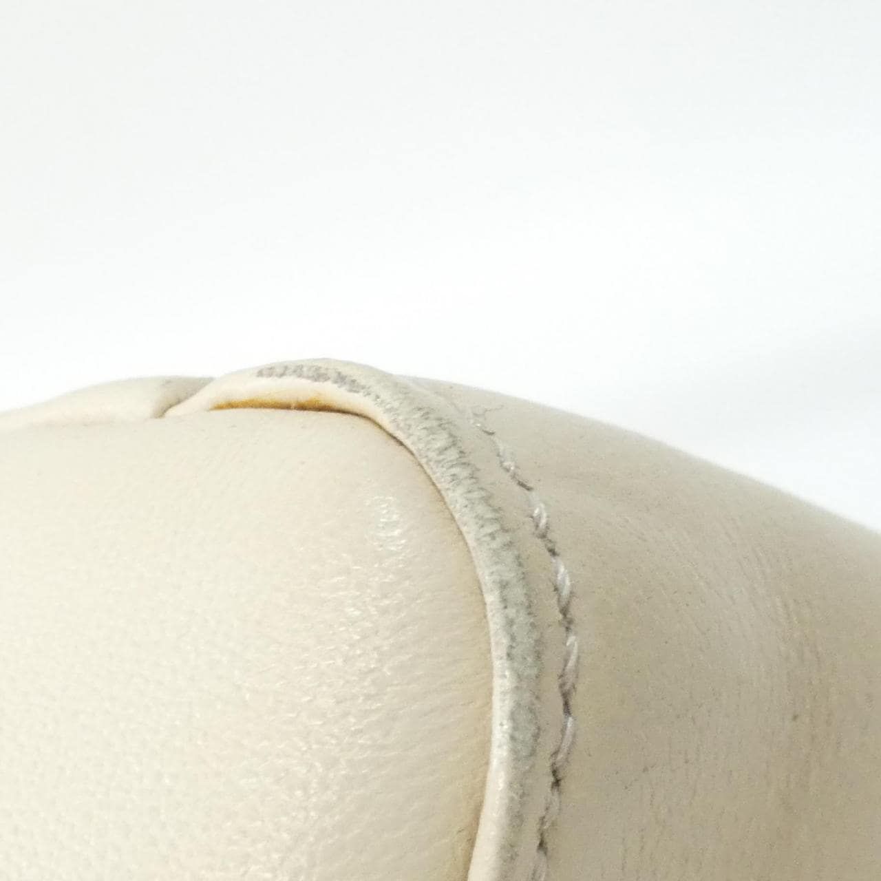 フェンディ BAG BUGS ピーカブー ミニ 8BN244 A0VJ バッグ