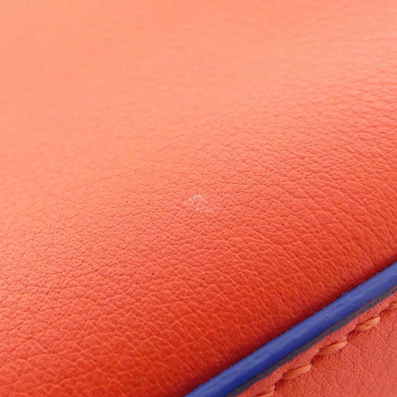 フェンディ BAG BUGS バゲット 8BR600 41K ショルダーバッグ