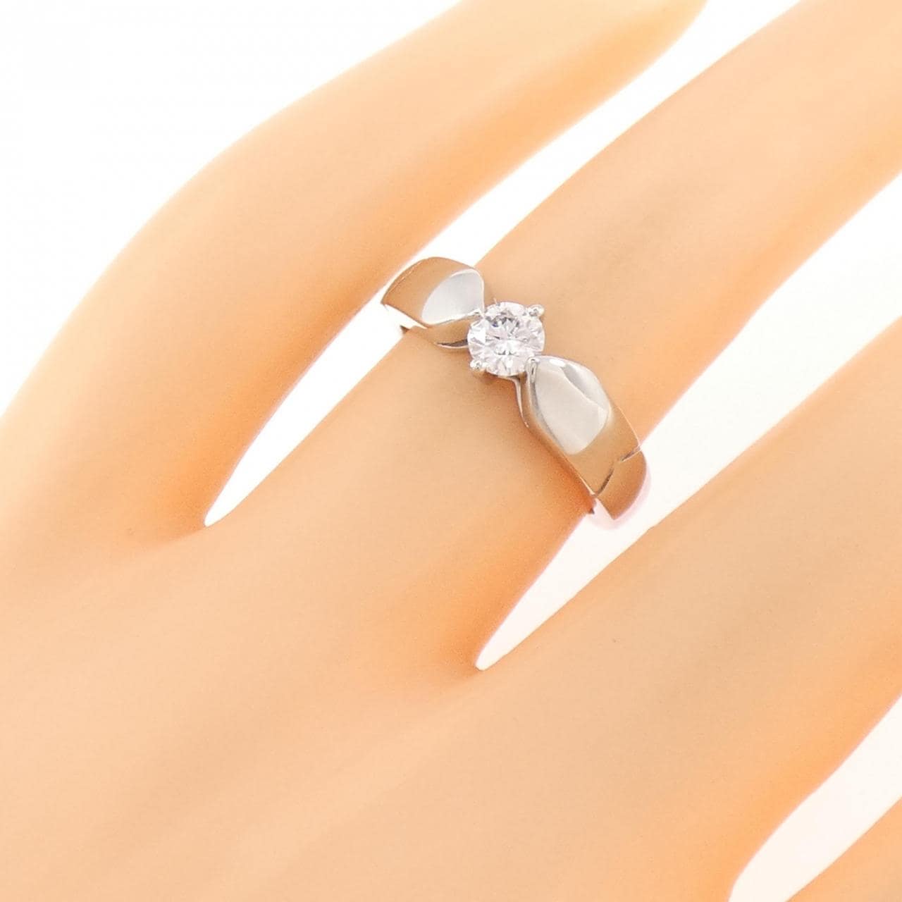 ショーメ ダイヤモンド リング 0.26CT E VVS1 EXT