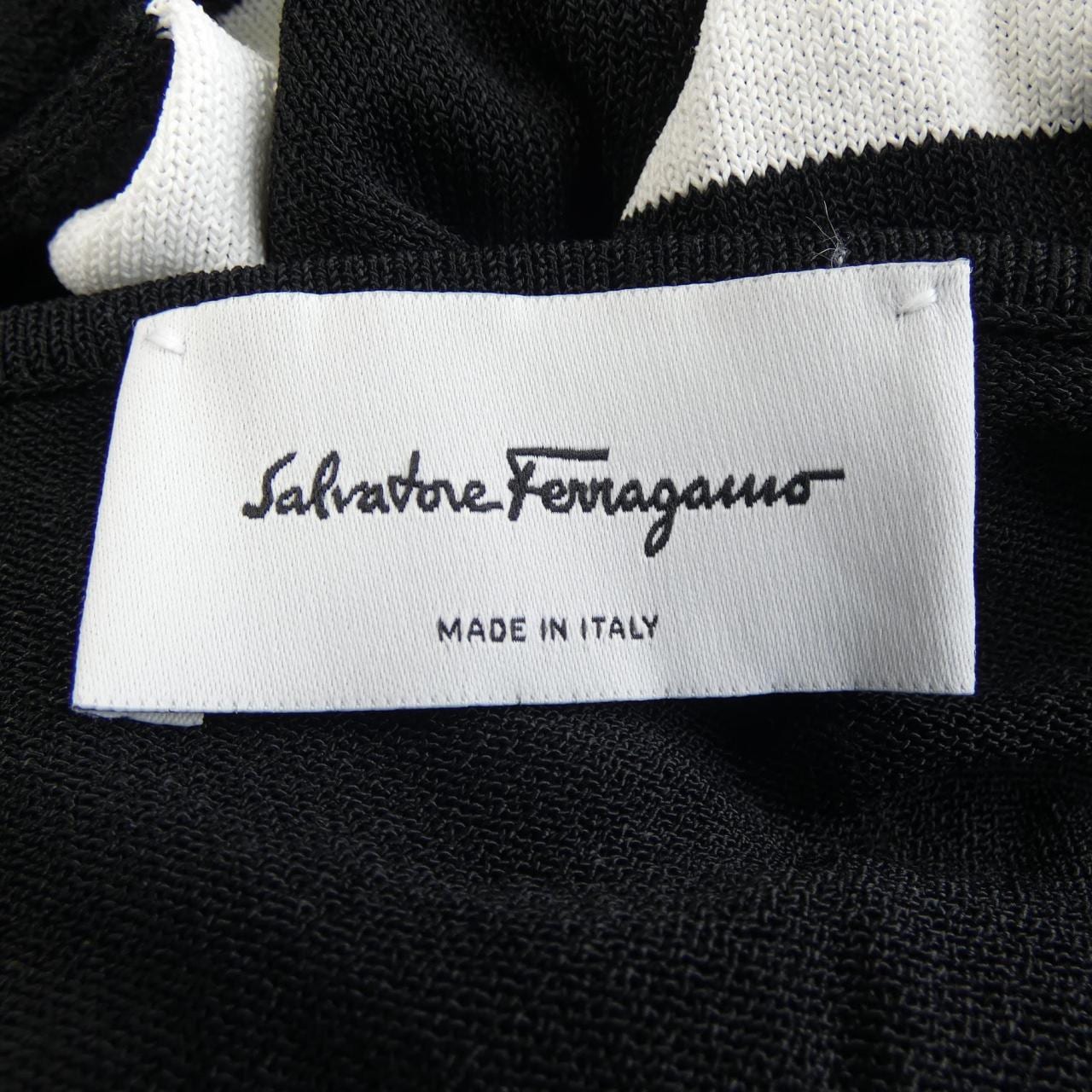 サルヴァトーレフェラガモ SALVATORE FERRAGAMO トップス