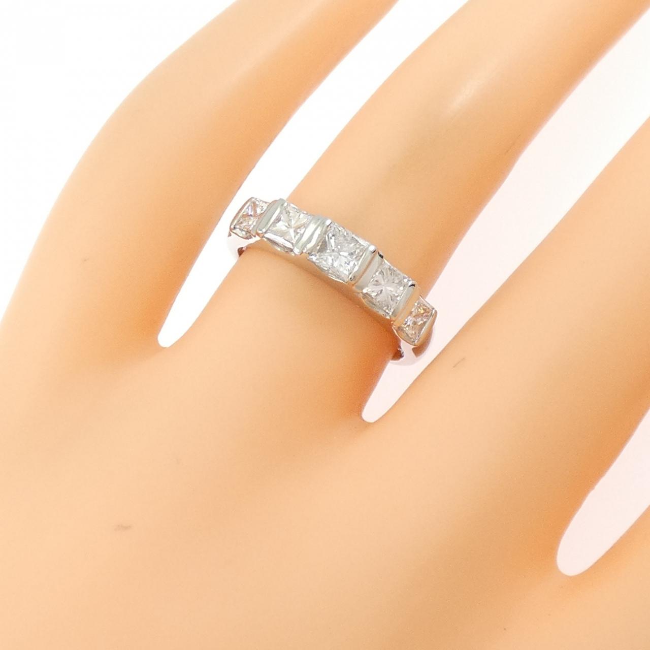 PT900 ダイヤモンド リング 1.00CT