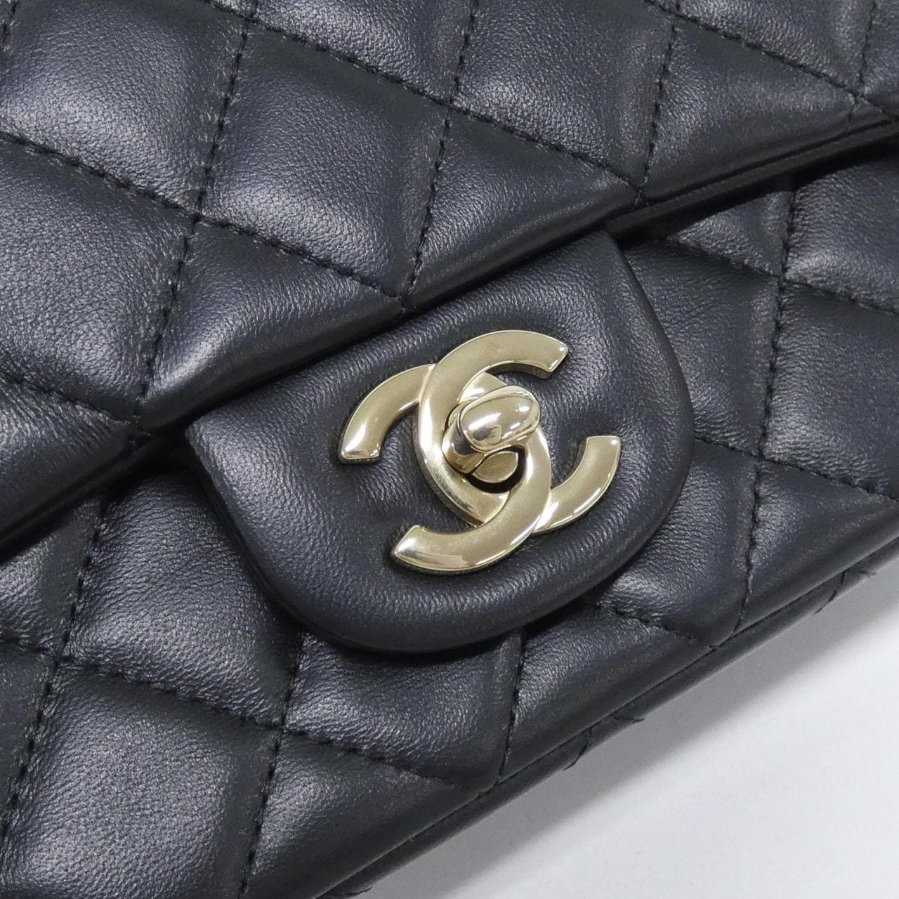 シャネル 69900 ショルダーバッグ