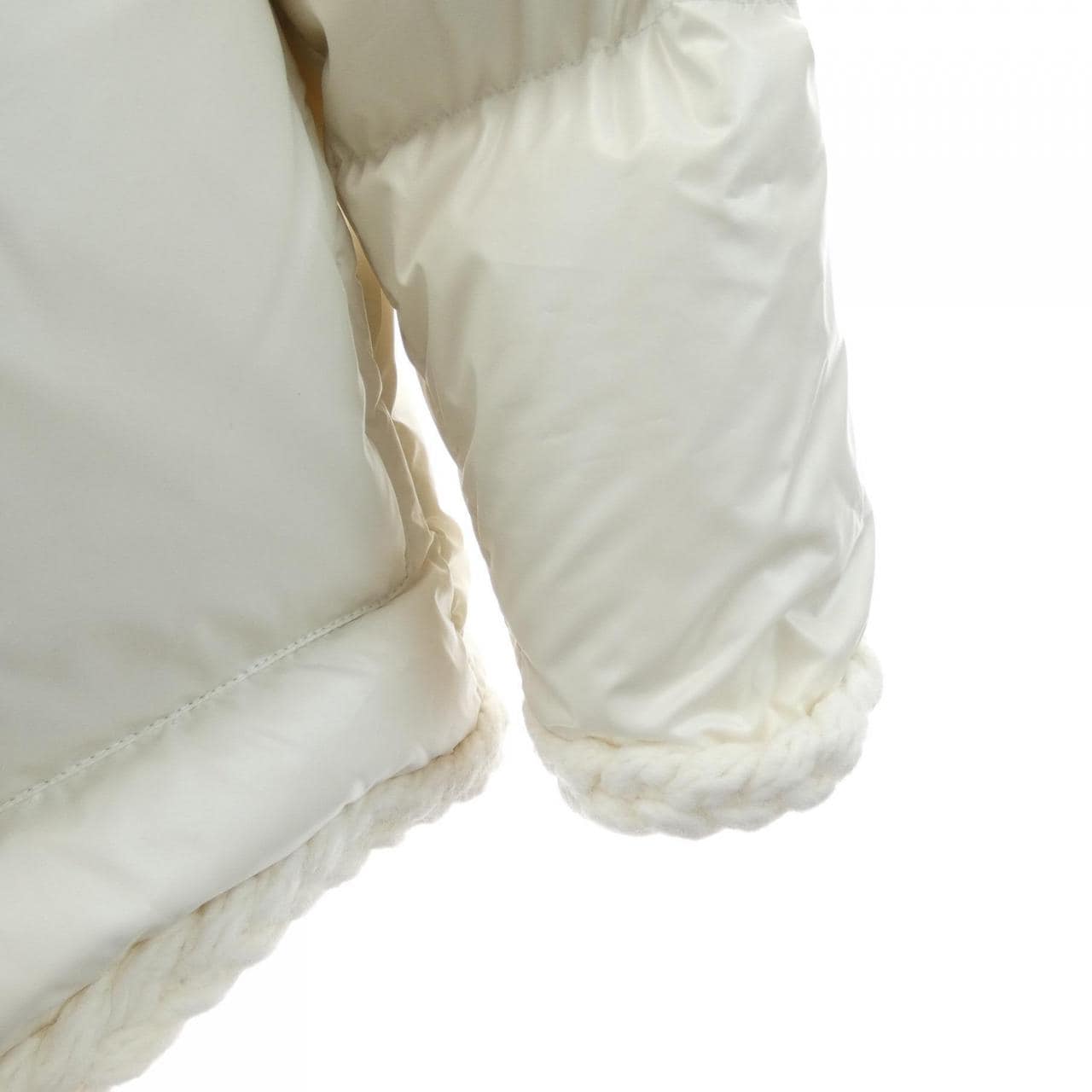 モンクレール MONCLER CORNEILLE ダウンジャケット