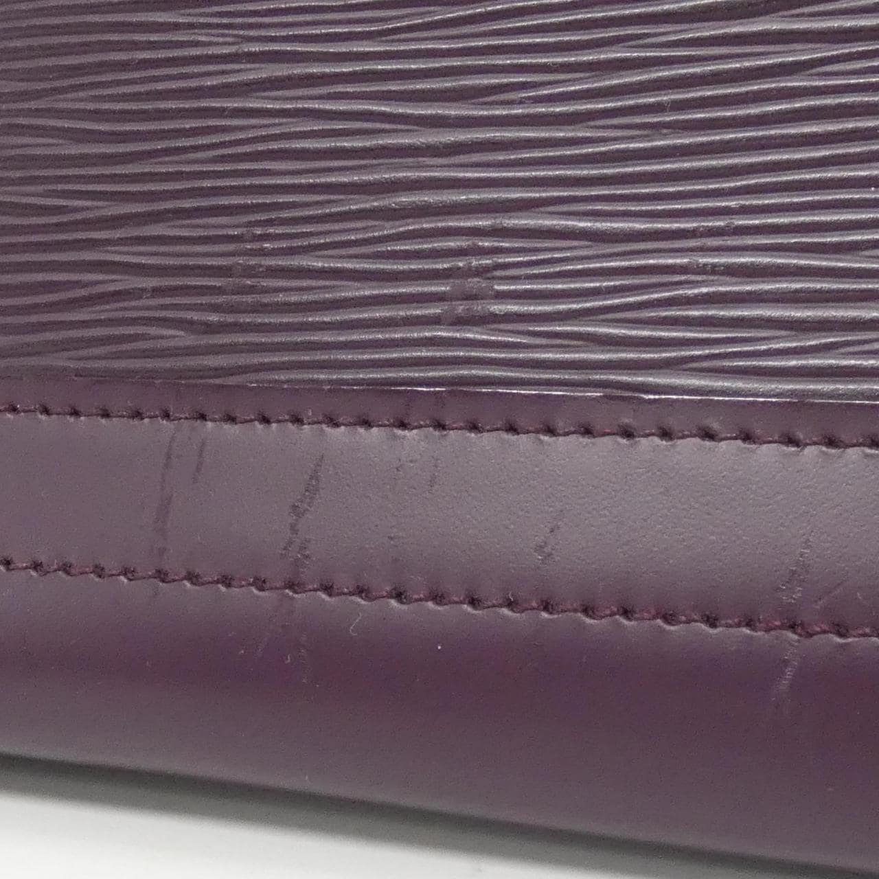 LOUIS VUITTON Epi Madeleine PM M5933K 单肩包
