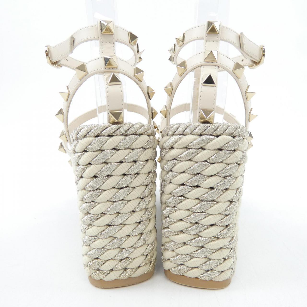 ヴァレンティノガラヴァーニ VALENTINO GARAVANI サンダル