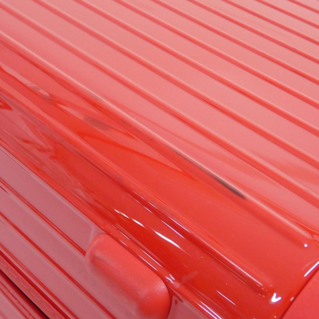 リモワ ESSENTIAL キャビン 36L 83253654 キャリーバッグ