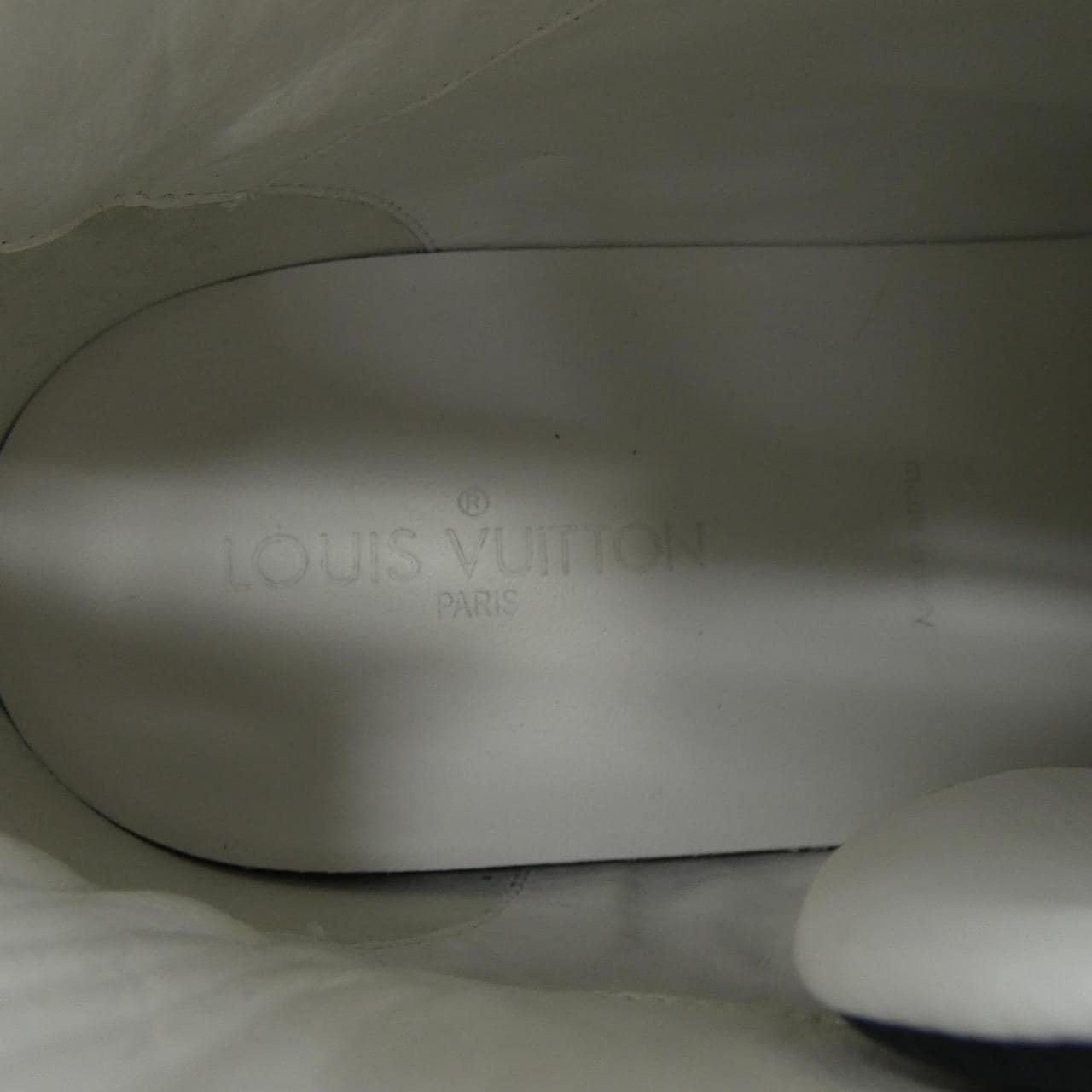 ルイヴィトン LOUIS VUITTON スニーカー