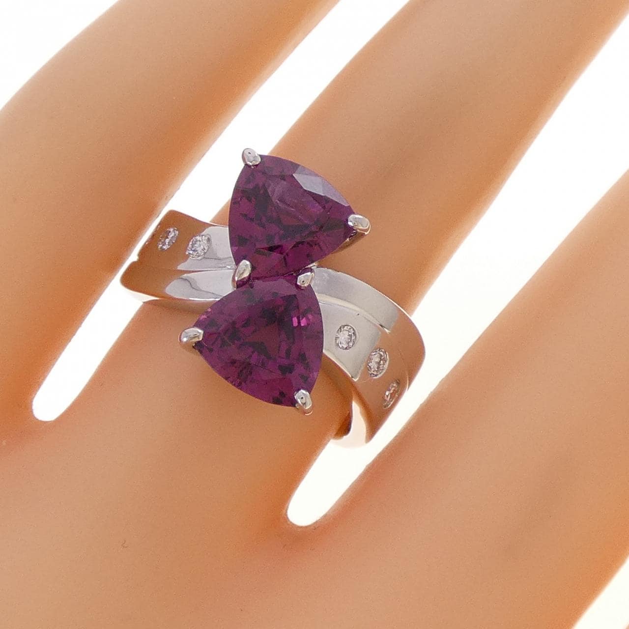 PT900 ガーネット リング 3.77CT