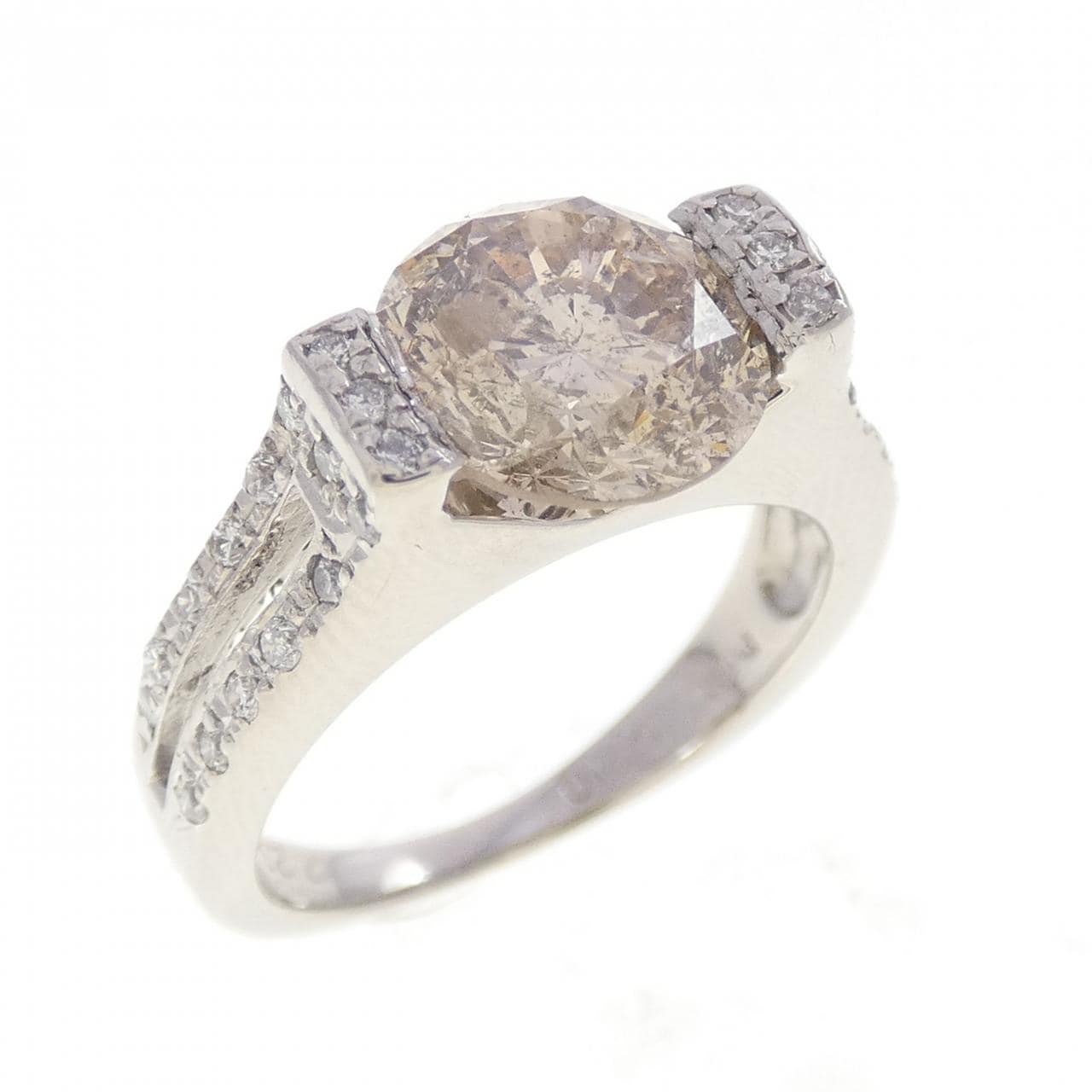 PT900 ダイヤモンド リング 2.21CT