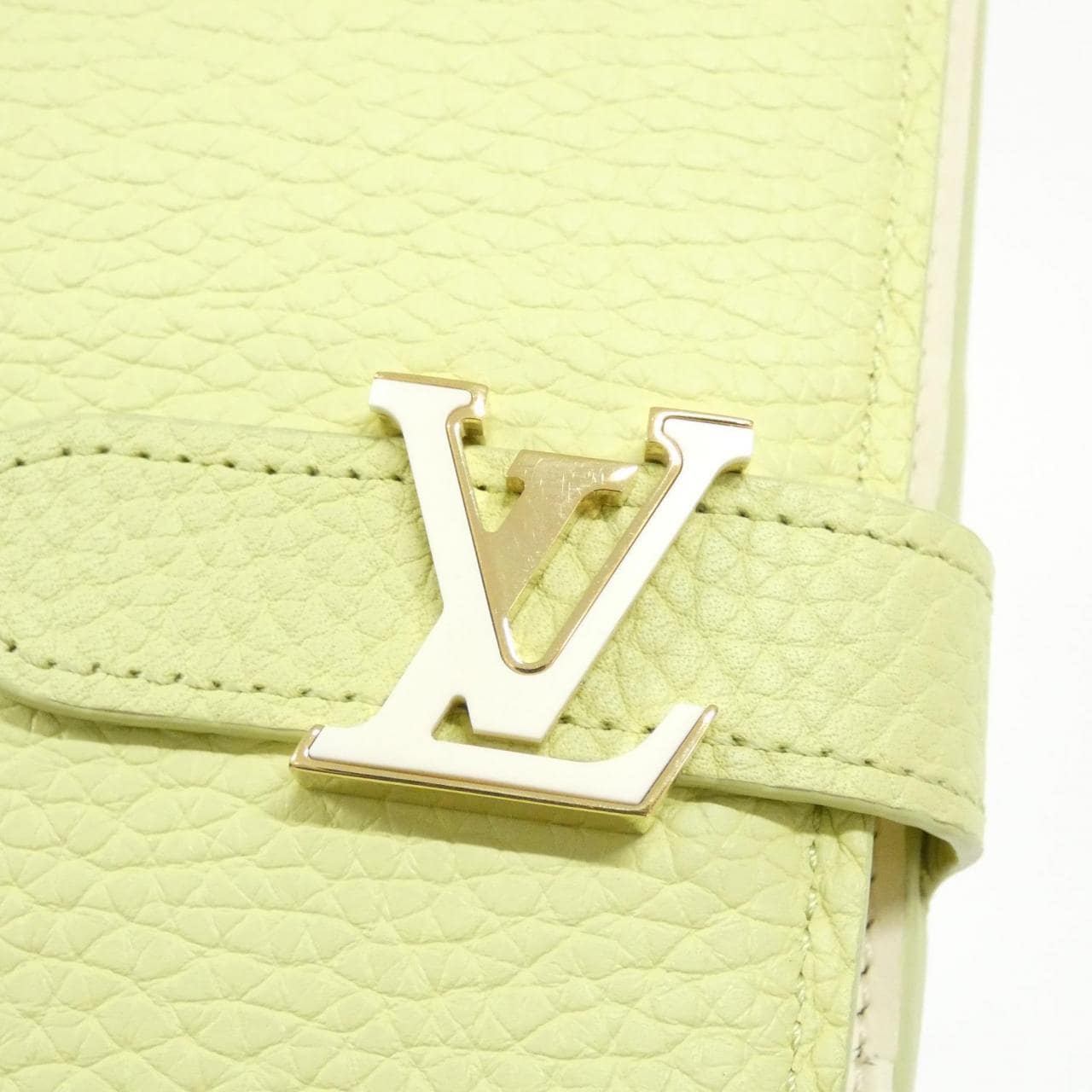 ルイヴィトン トリヨン LVヴェルティカル ウォレット M82512 財布