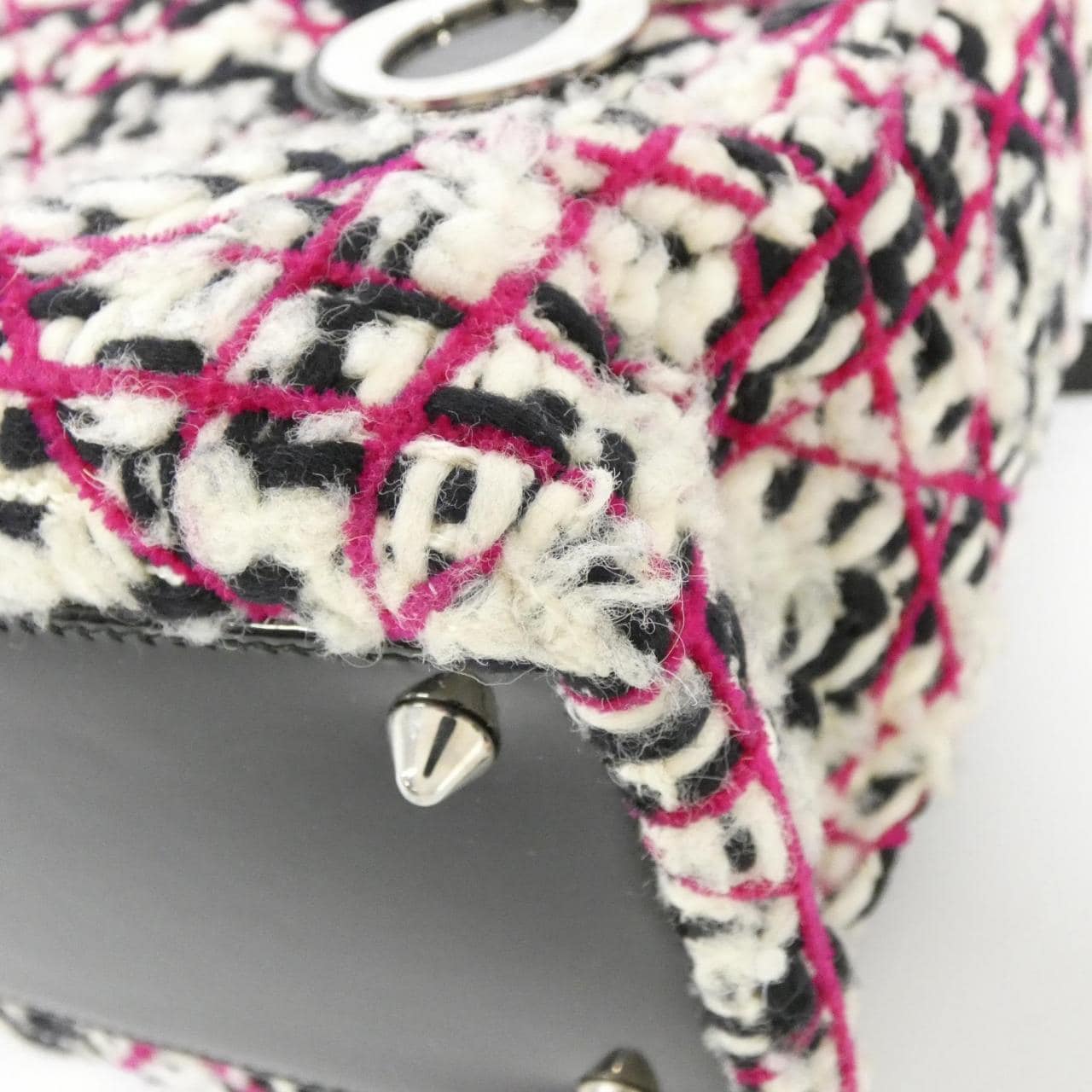 クリスチャンディオール レディ ディオール ミディアム M0550PCTV バッグ